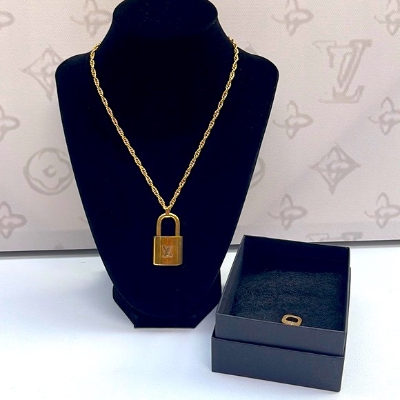 Authentic Louis Vuitton Lock & Key Necklace & Gold Tone Necklace - Picture 12 of 13